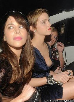 Emma watson – nipslip candids at pre-bafta party in london - celebrity 12/25
