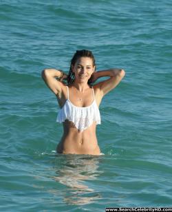 Maria menounos - bikini candids in miami - celebrity 3/17