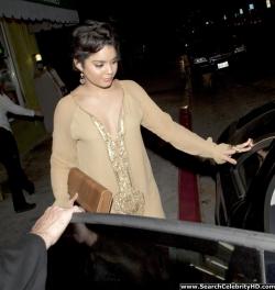 Vanessa hudgens – upskirt candids in los angeles - celebrity 1/14