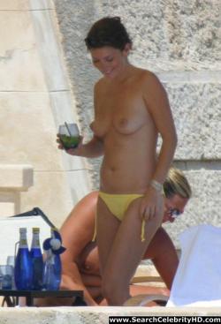 British actress anna friel topless on the beach 9/12