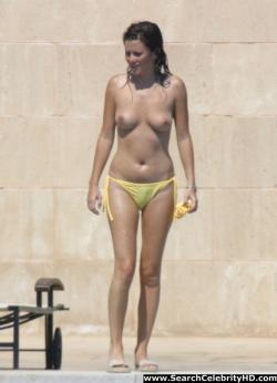 British actress anna friel topless on the beach 11/12