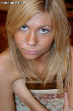 Amateur slutmix 2/106