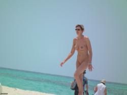 Nudist beach 12(58 pics)