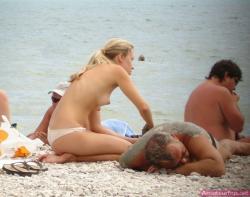 Sunny nudist beach pictures of cute girls 11/50