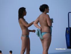 Topless girls on the beach - 197 37/37