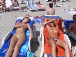 Topless girls on the beach - 155 - young tits 21/49