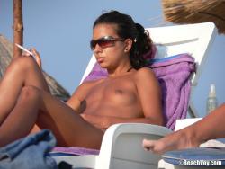 Topless girls on the beach - 012 - part 2 19/34