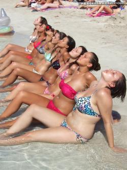 Beach - kayleigh and friends 17/103