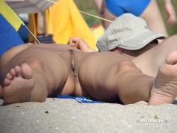 Nude girls on the beach - 357 36/45
