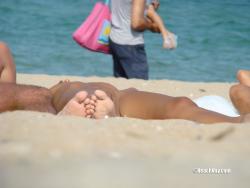 Nude girls on the beach - 095 - part 2 5/33
