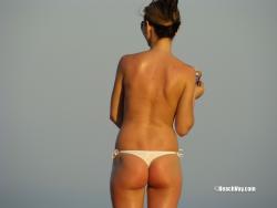Topless girls on the beach - 282 6/48