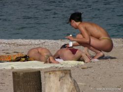 Nude girls on the beach - 211 23/49