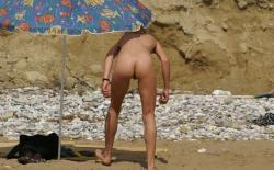 Nude girls on the beach - 359 6/47