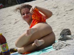 Nude girls on the beach - 101 - part 1 22/40