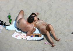 Couples on the beach 4/40