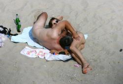 Couples on the beach 6/40