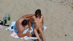 Couples on the beach 33/40