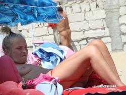 Nude girls on the beach - 314 40/44