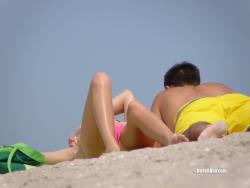 Topless girls on the beach - 085 - part 1 3/40