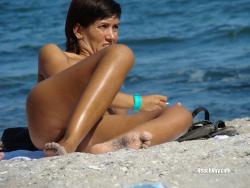 Topless girls on the beach - 063 - part 2 61/64