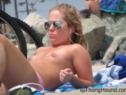 Topless girls on the beach - 156 - part 1 4/47