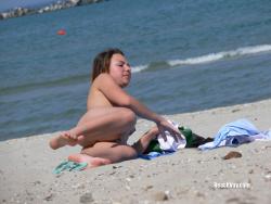 Topless girls on the beach - 053 2/49