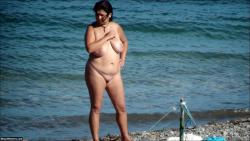 Nude girls on the beach - 127 18/49