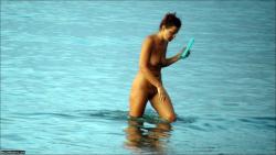 Nude girls on the beach - 127 33/49