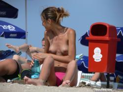 Topless girls on the beach - 249 3/37