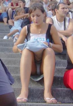 Upskirt pics 41/86