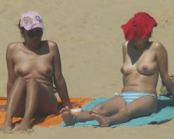 Beachgirls 14 38/38