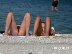 Topless girls on the beach - 106 - part 2(41 pics)