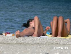 Topless girls on the beach - 106 - part 2 9/41