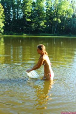 Sweet girlfriends make hot pictures at the lake 38/39