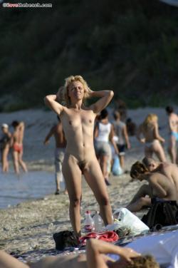 Topless girls on the beach -  007 23/47