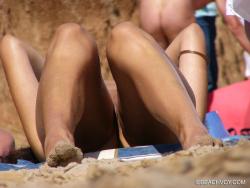 Nude girls on the beach - 193 - part 2 13/34