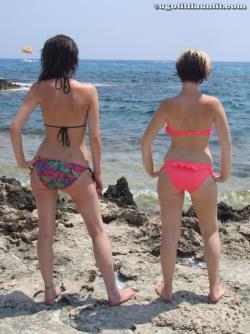 Beach - chelsea and sophie 30/73