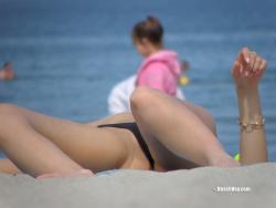 Topless girls on the beach - 089 - part 1  2/25