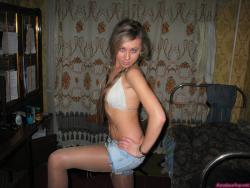 Pretty russian teen  likes posing for the camera 35/39