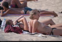 Topless girls on the beach - 020 - part 2 3/48
