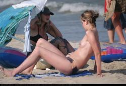Topless girls on the beach - 020 - part 2 24/48