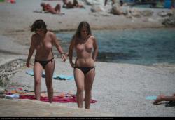 Topless girls on the beach - 104 4/30