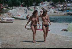 Topless girls on the beach - 104 12/30