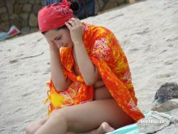 Nude girls on the beach - 101 - part 2 21/40