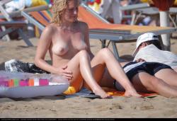 Topless girls on the beach - 289 - part 2 21/38
