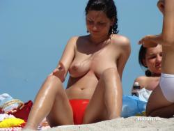 Topless girls on the beach - 238 24/38