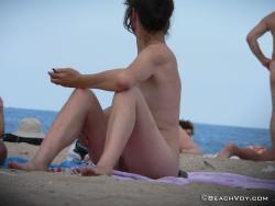 Nude girls on the beach - 324 38/43