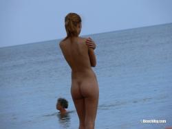 Nude girls on the beach - 349 37/46