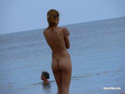 Nude girls on the beach - 349 37/46