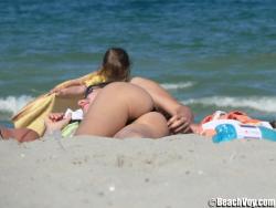 Topless girls on the beach - 076 5/20